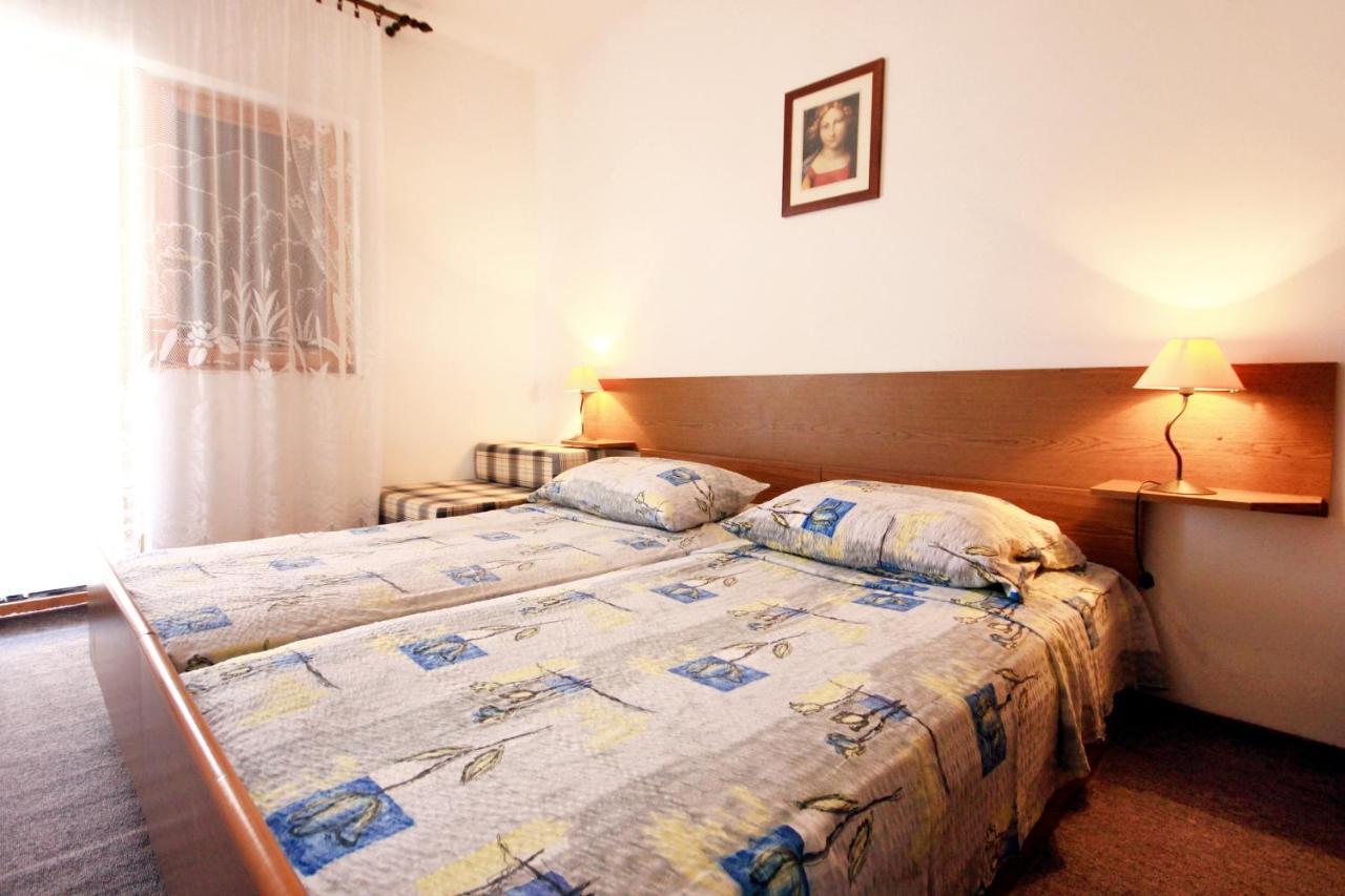 Apartments By The Sea Sevid, Trogir - 9468 Εξωτερικό φωτογραφία