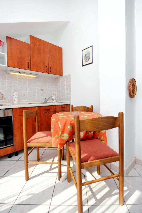 Apartments By The Sea Sevid, Trogir - 9468 Εξωτερικό φωτογραφία